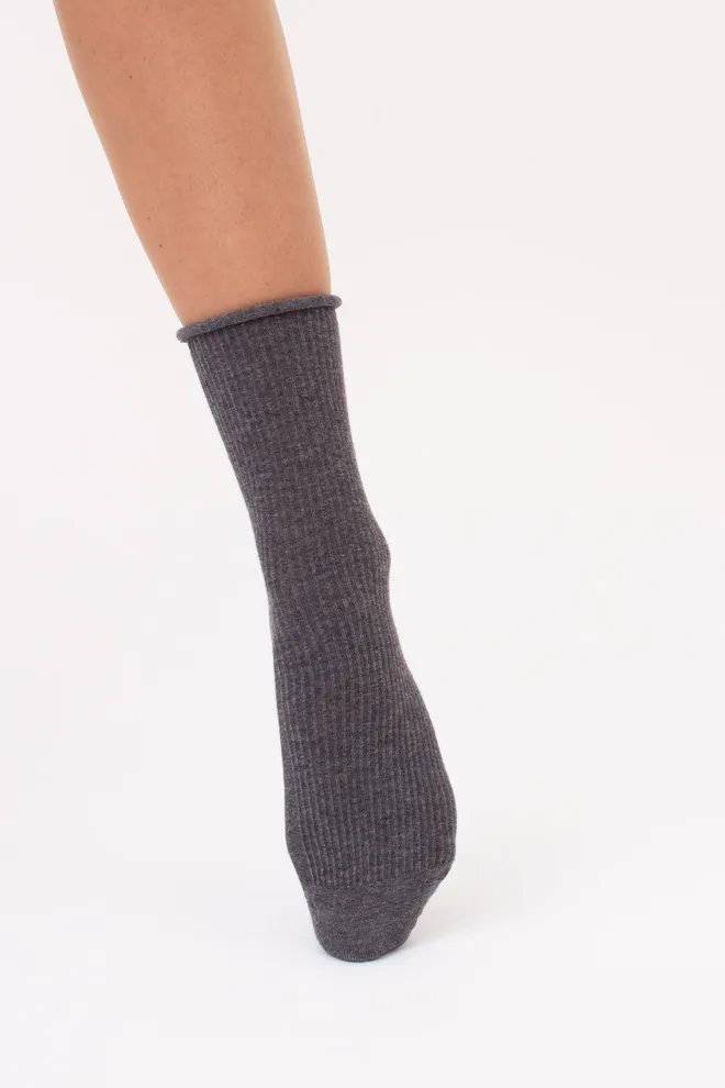 Жіночі шкарпетки в рубчик WS3 FASHION 060 Giulia (dark grey melange), сірий