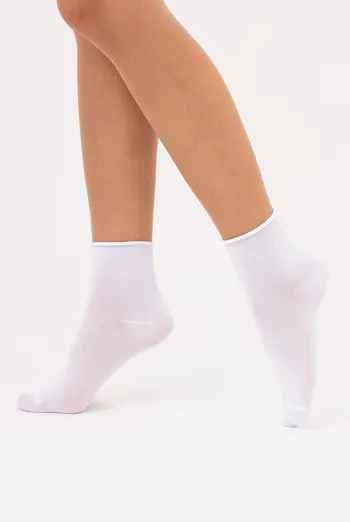 Женские носки классические без резинки WS2 CLASSIC FREE Giulia (white), белый Женские носки классические без резинки WS2 CLASSIC FREE Giulia (white), белый