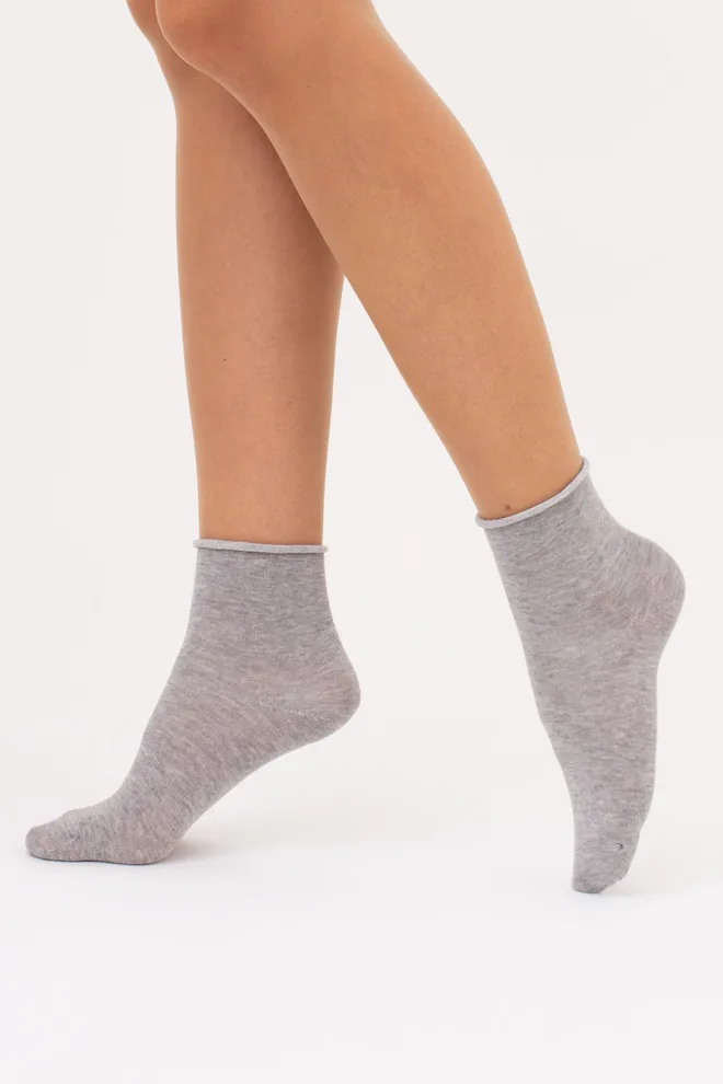 Жіночі шкарпетки класичні без резинки WS2 CLASSIC FREE Giulia (light grey melange), сірий
