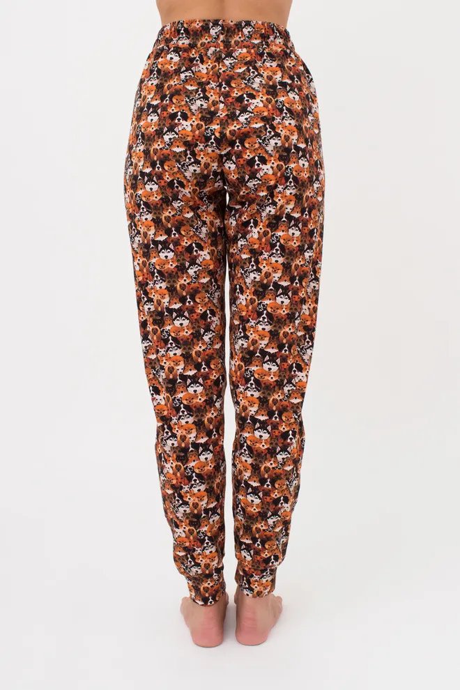 Жіноча піжама зі штанами на манжетах FUNKY DOGS 5339/010 Giulia (creamy beige/dog), бежевий