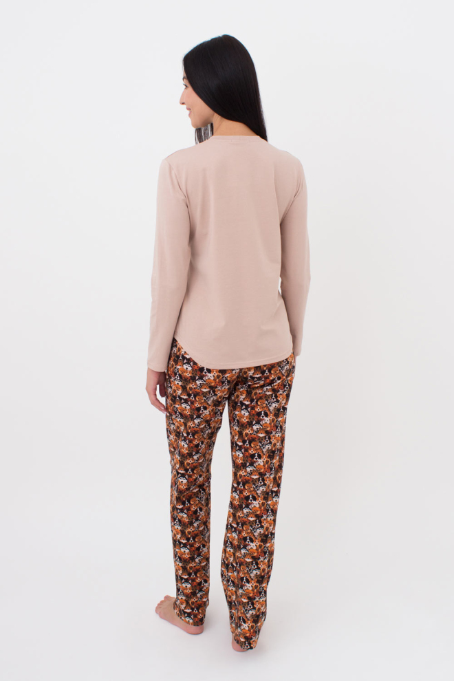 Жіноча піжама зі штанами та кофтою з круглими краями FUNKY DOGS 5340/010 Giulia (creamy beige/dog), бежевий