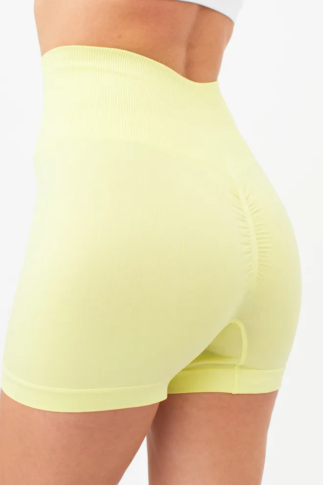 Безшовні шорти з ефектом пуш-ап SHORTS SHAPE Giulia (charlock), жовтий