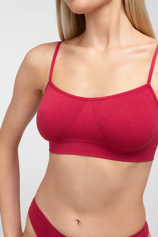 Бесшовный топ на тонких бретелях CAMI TOP Giulia (winterberry), красный