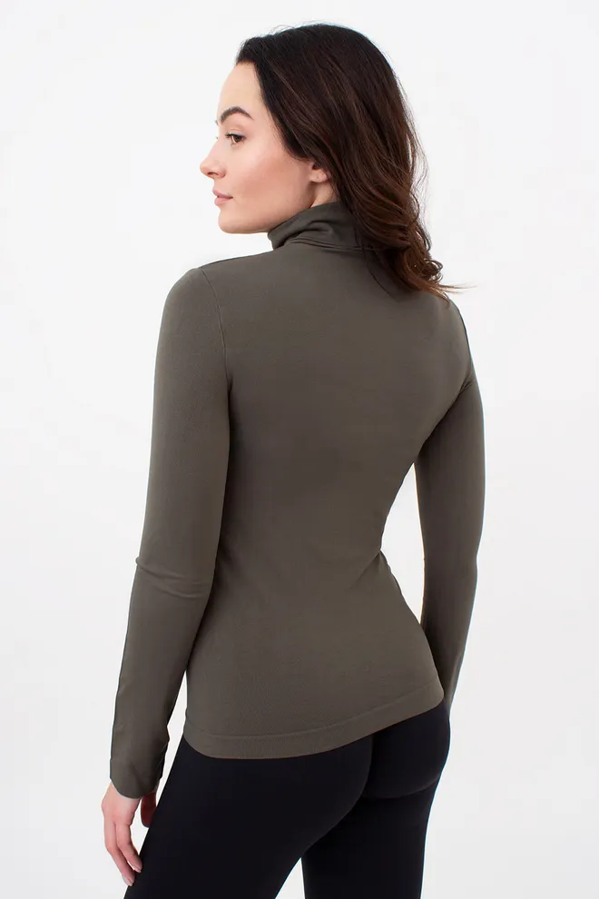 Безшовна водолазка DOLCEVITA MANICA LUNGA Giulia (khaki), зелений