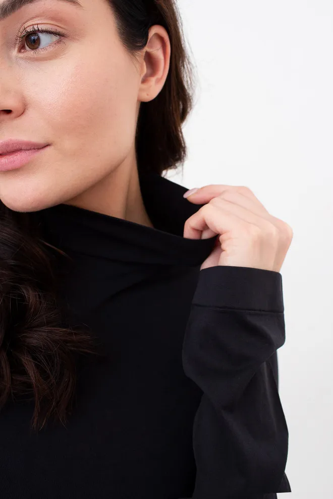 Безшовний лонгслів з короткою горловиною LONG SLEEVE NECK Giulia (nero), чорний
