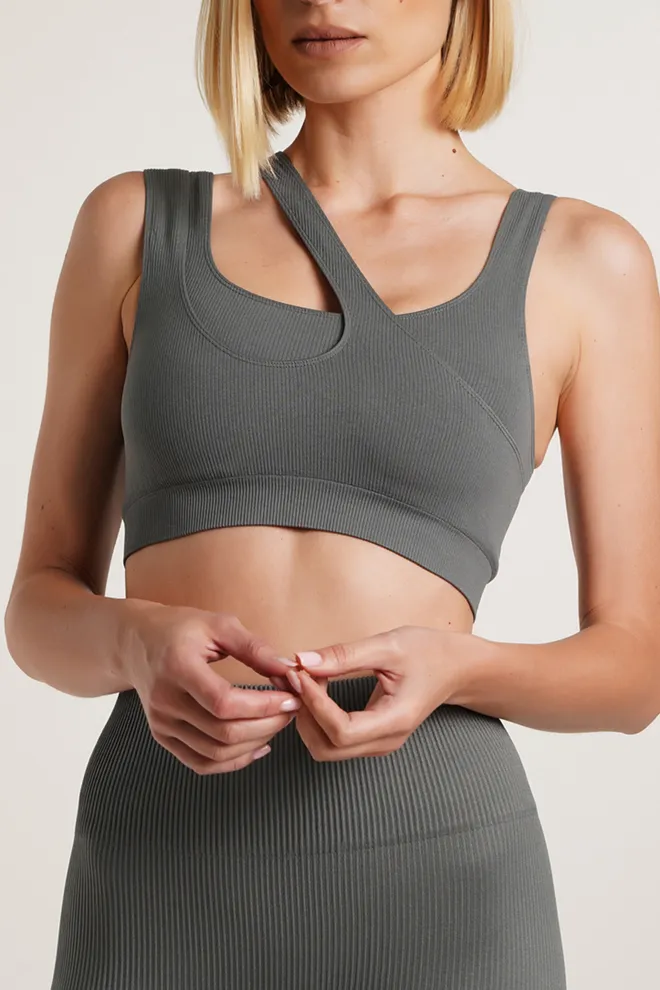 Топ с асимметричными бретелями IND TOP RIB GIULIA x Lichi by Lichi (graphite), серый