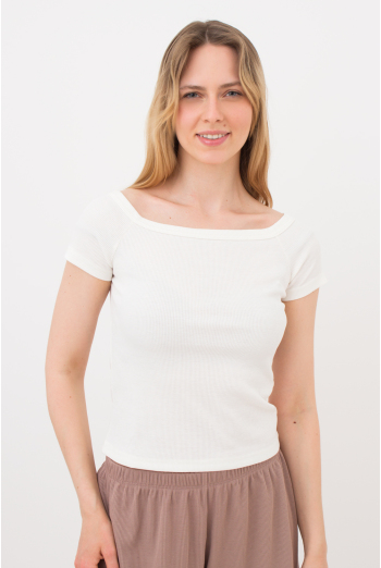 Жіноча футболка з вирізом лодочка в рубчик RIB 4812/010 Giulia milk (білий) Жіноча футболка з вирізом лодочка в рубчик RIB 4812/010 Giulia milk (білий)