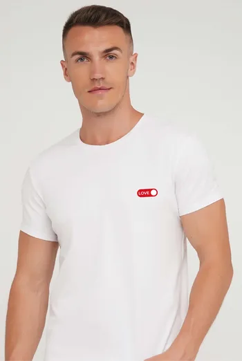 Футболка с надписью "LOVE" T-SHIRT MEN UNIQUE PRINT 4601/010, white M00022 (белый) Футболка с надписью "LOVE" T-SHIRT MEN UNIQUE PRINT 4601/010, white M00022 (белый)