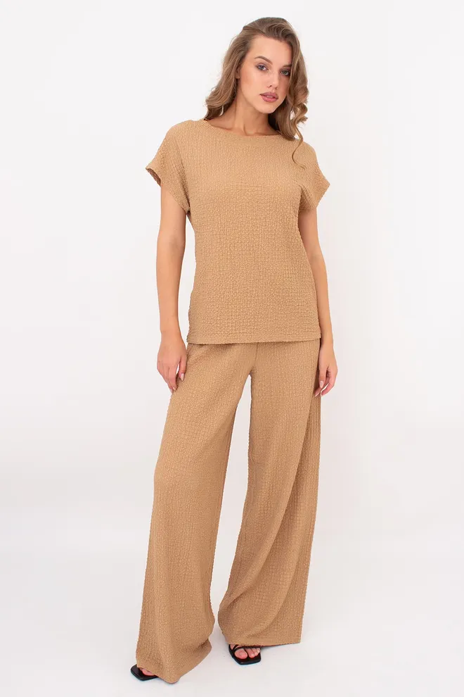 Комплект из жатой ткани (футболка и штаны) WHISPERED FOLDS 5123/260 Giulia (dark beige), бежевый