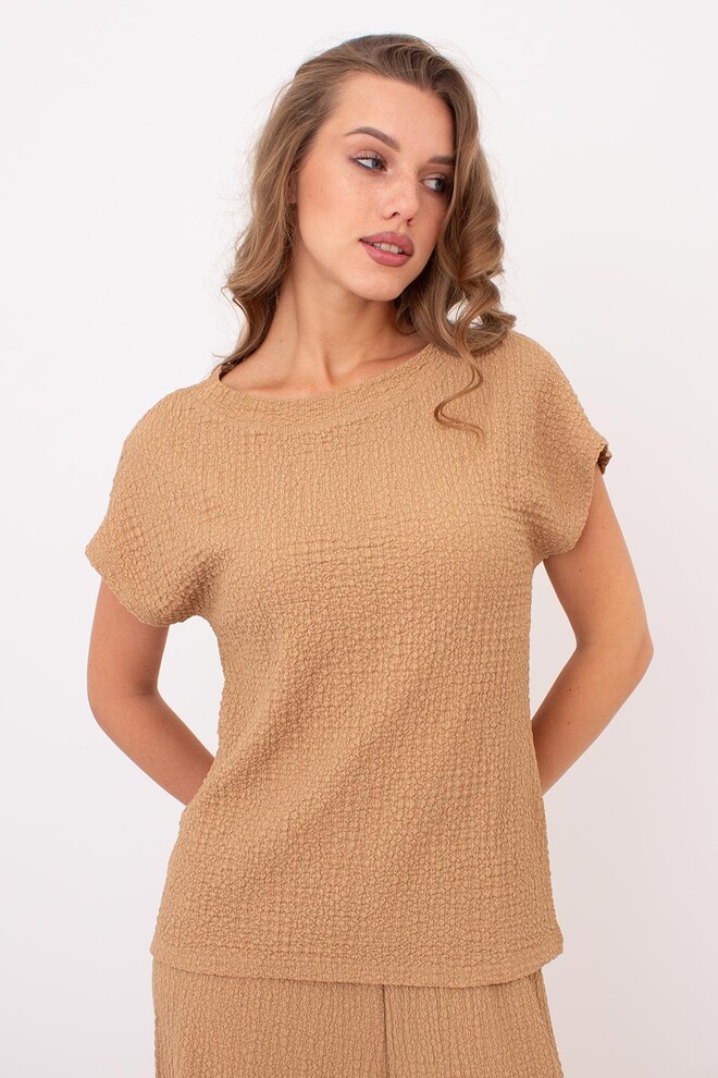 Комплект из жатой ткани (футболка и штаны) WHISPERED FOLDS 5123/260 Giulia (dark beige), бежевый