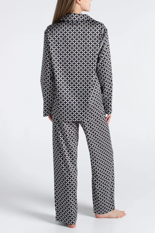 Пижама из шелка NOIRE 5903/050 Giulia (white/twilight teal rhomb), белый/черный