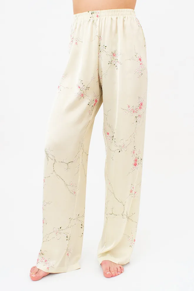 Шовкова піжама з квітковим малюнком майка та штани SAKURA 5007/050 Giulia (light yellow), жовтий