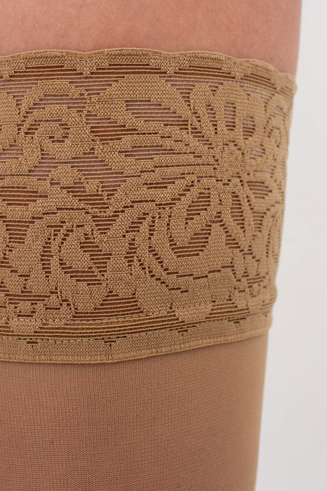 Панчохи на силіконовій резинці Emotion 40 den Giulia (daino)