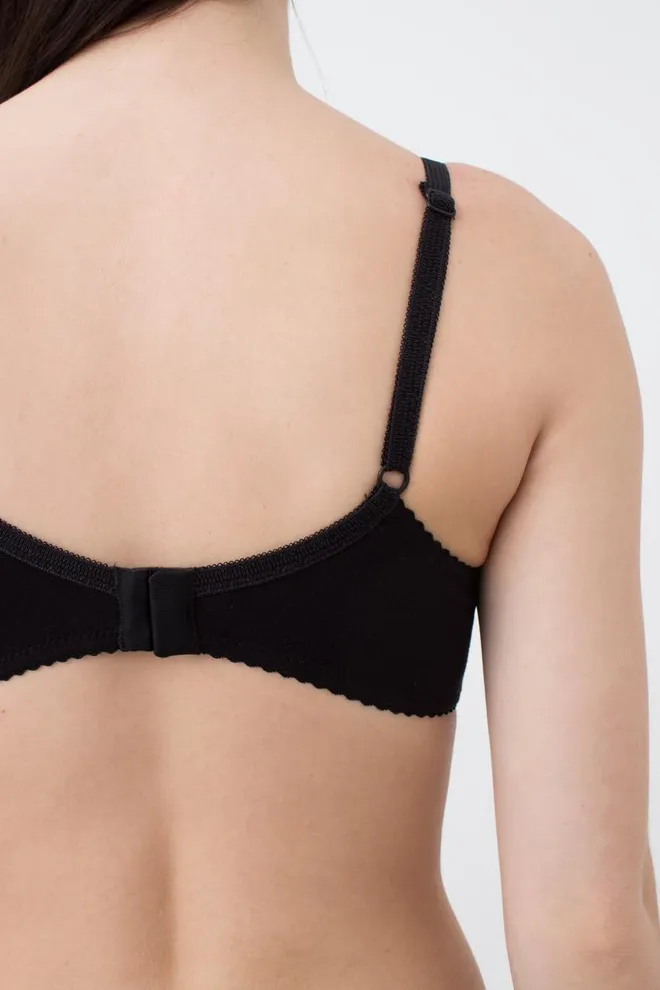 Бюстгальтер с формованной чашкой Basic cotton 1106/62 Giulia (black), черный