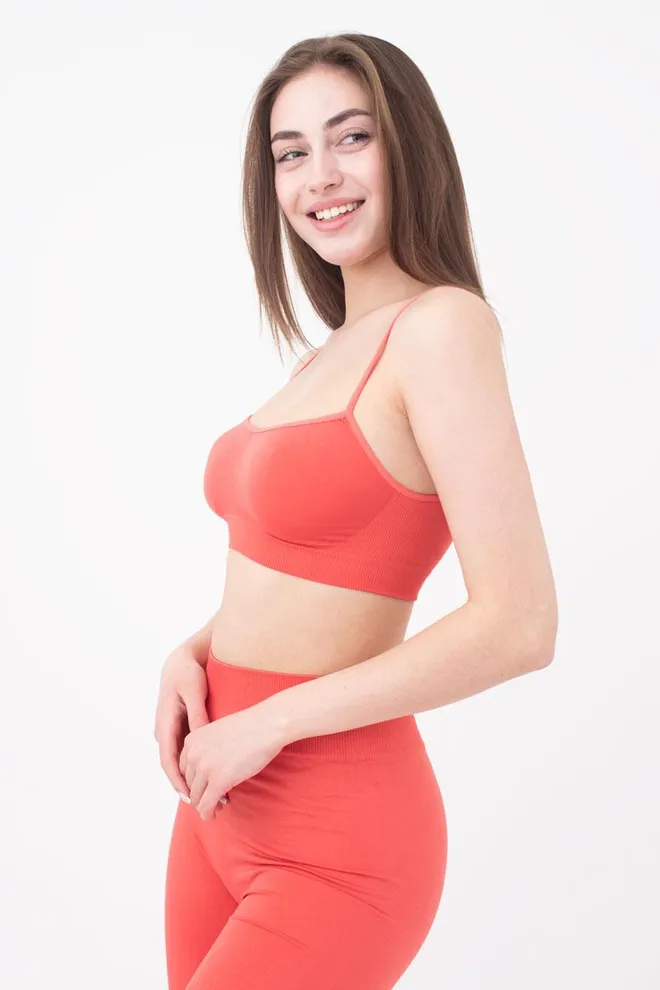 Безшовний топ на тонких бретелях Cami top Giulia (burnt coral)