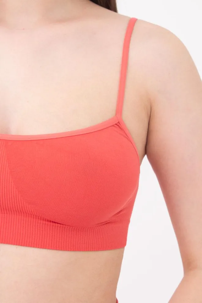 Безшовний топ на тонких бретелях Cami top Giulia (burnt coral)