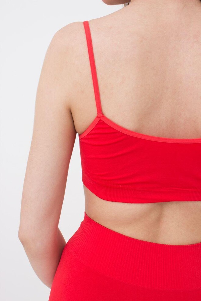 Безшовний топ на тонких бретелях Cami top Giulia (poinciana)