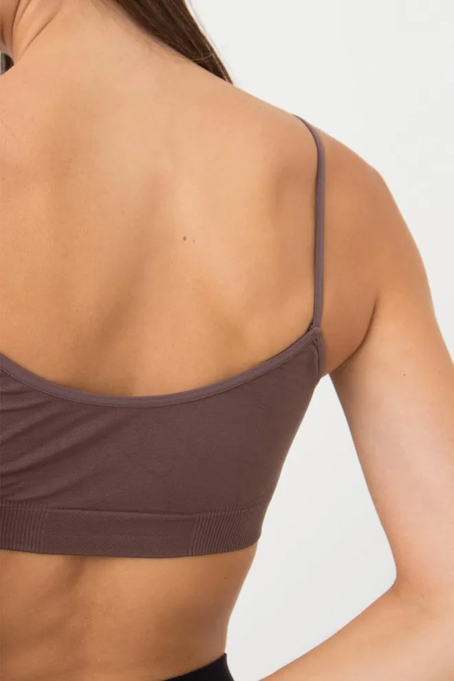 Безшовний топ на тонких бретелях Cami top Giulia (deep taupe), коричневий