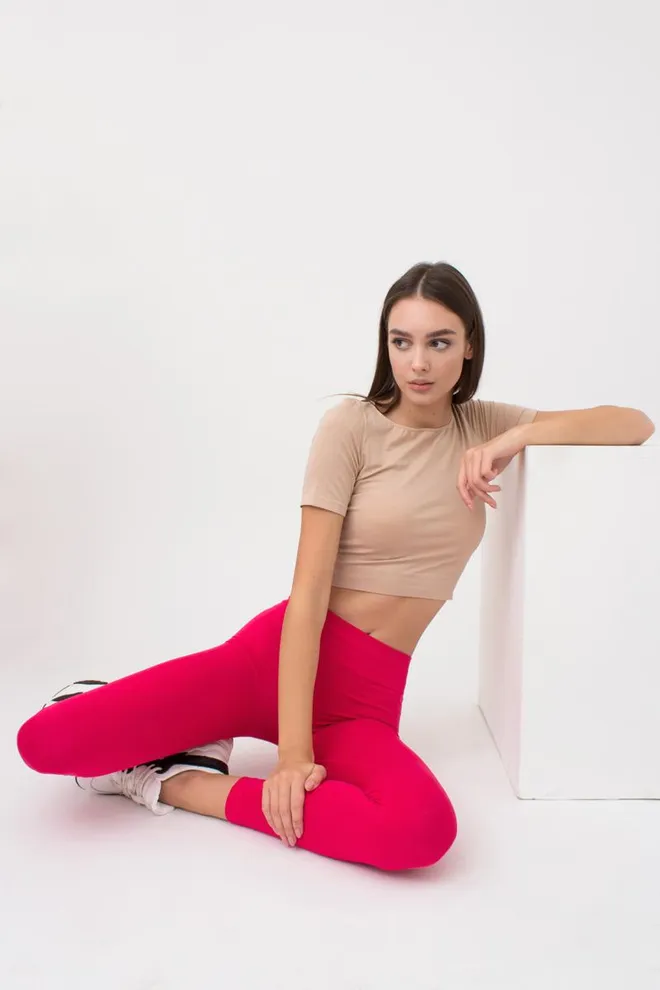 Топ з коротким рукавом та круглим вирізом Crop t-shirt Giulia (raspberry sorbet)