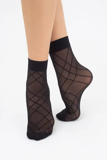 Шкарпетки жіночі капронові з геометричним малюнком DN 04 Giulia (nero) Шкарпетки жіночі капронові з геометричним малюнком DN 04 Giulia (nero)