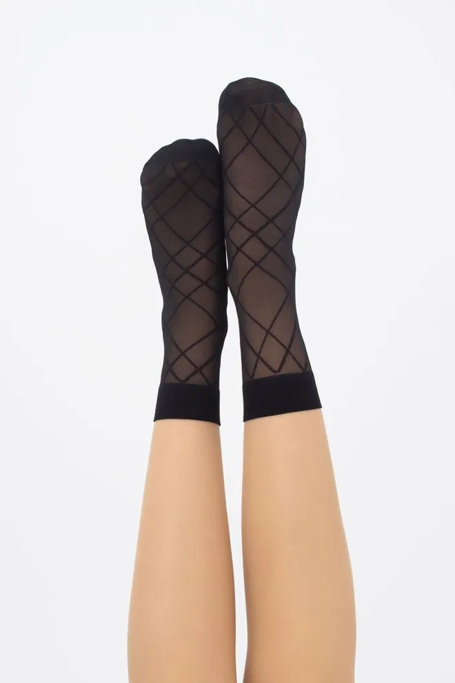 Носки женские капроновые с геометрическим рисунком DN 04 Giulia (nero)