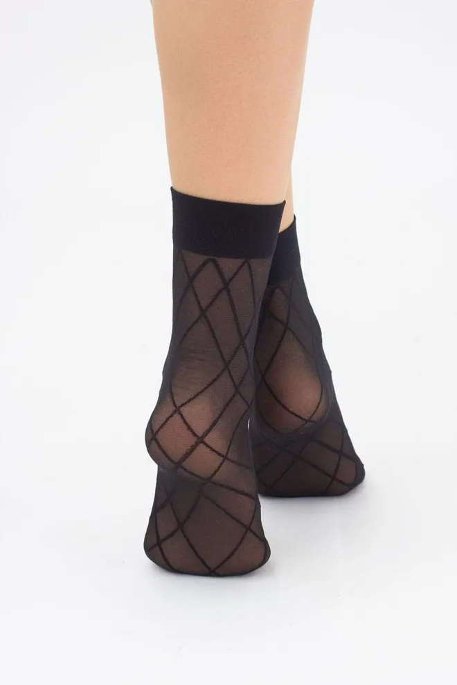 Носки женские капроновые с геометрическим рисунком DN 04 Giulia (nero)