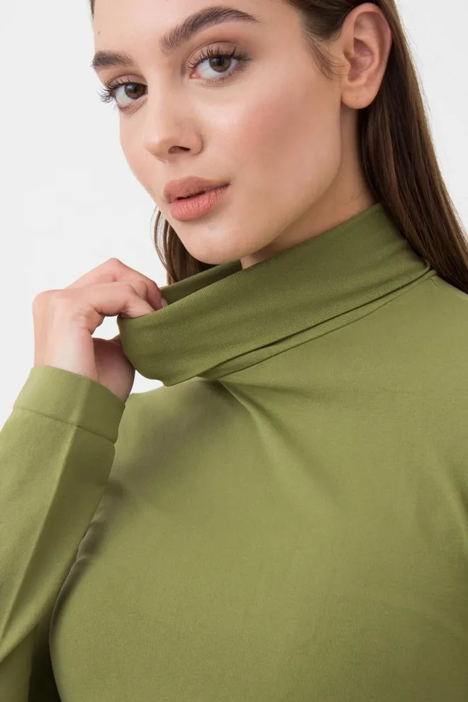 Безшовна водолазка DOLCEVITA MANICA LUNGA Giulia (olive branch), зелений