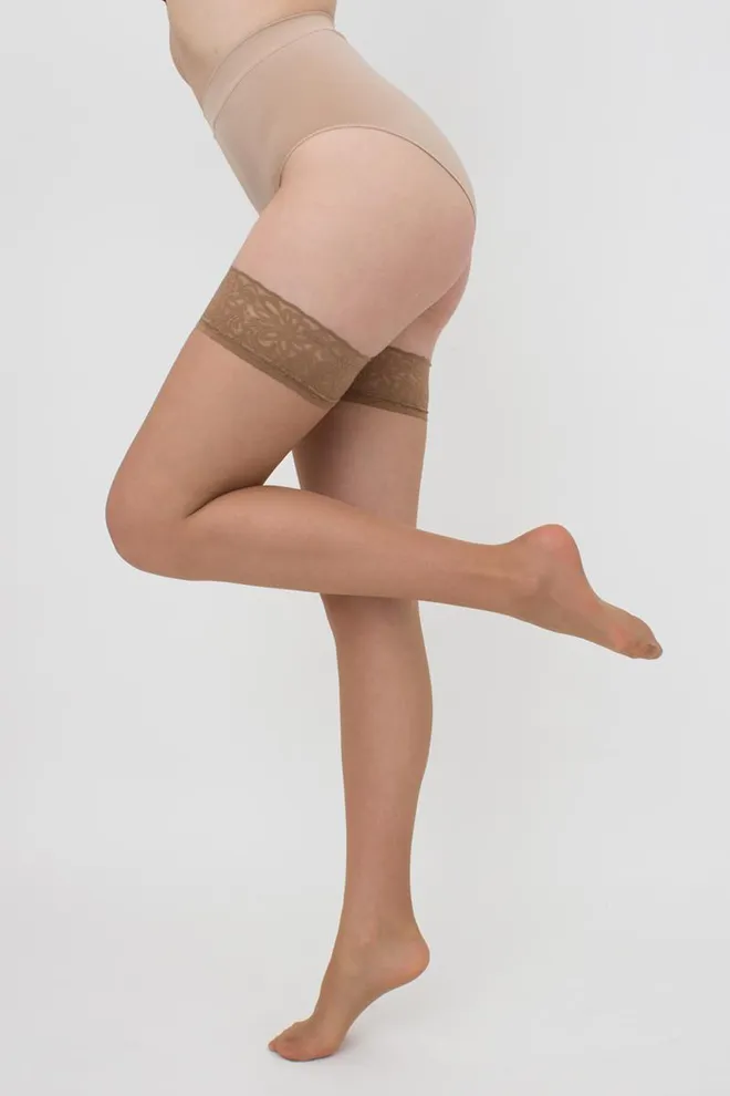 Панчохи на силіконовій резинці Emotion 20 den Giulia (caramel)