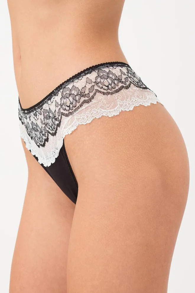 Кружевные трусы стринги Elegant 2101/61 Giulia (black/white)