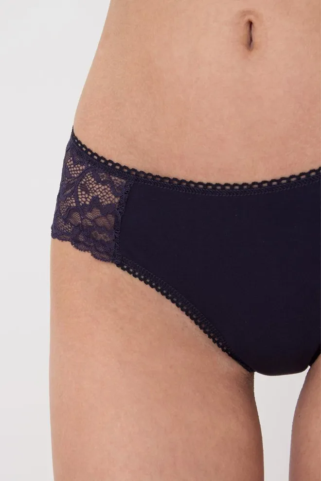 Женские трусы кружевные бразилиана Emilia 2220/61 Giulia (navy)