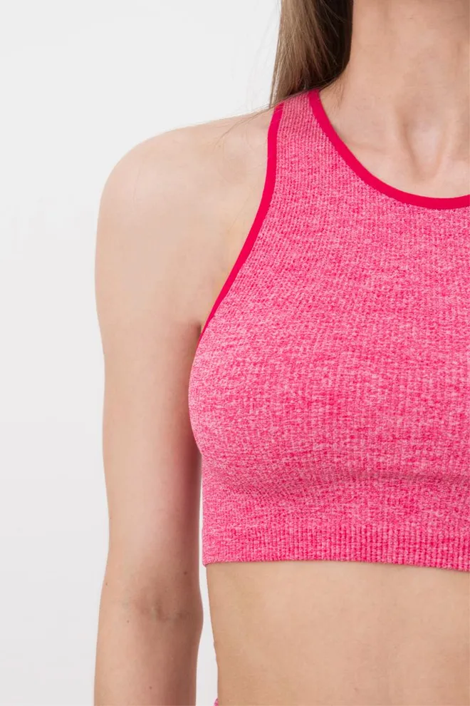 Бесшовный топ в рубчик на широких бретелях Halter Top Rib Melange Giulia (viva magenta)