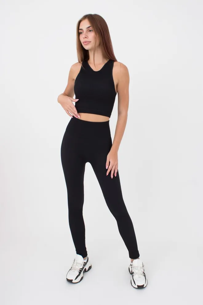 Безшовний топ в рубчик на широких бретелях Halter top rib Giulia (black), чорний