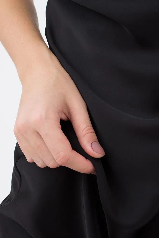 Шовкова нічна сорочка HELENA 8011/051 Giulia (black), чорний