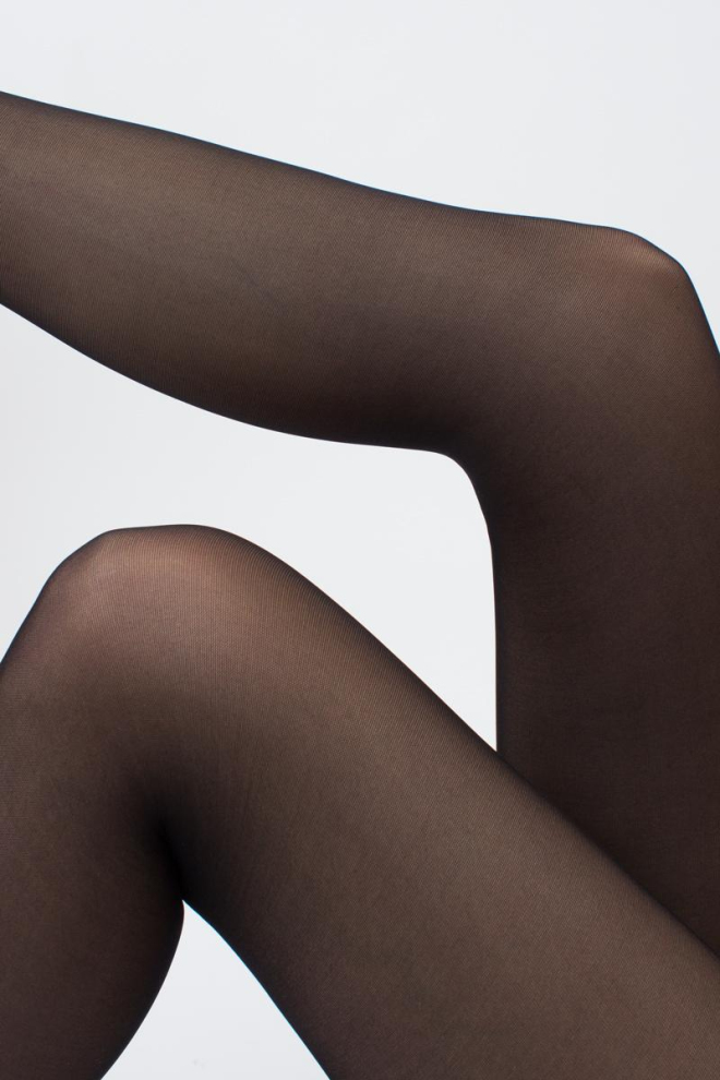 Колготки з еротичним вирізом Intimo favor 40 den model 1 Giulia (nero)