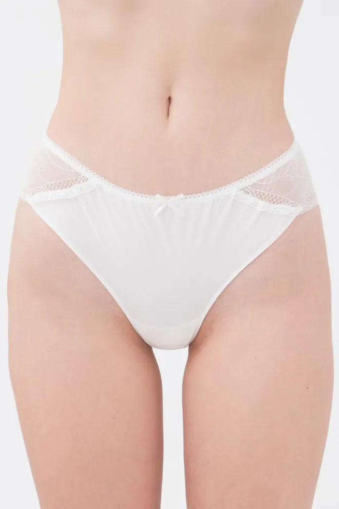 Кружевные трусы бразилиана Lara 2204/02 Giulia (whisper white)