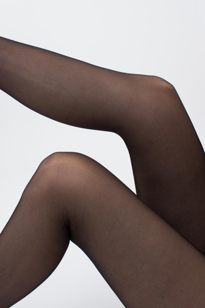 Колготки з еротичним вирізом Love chic 20 den model 1 Giulia (nero)