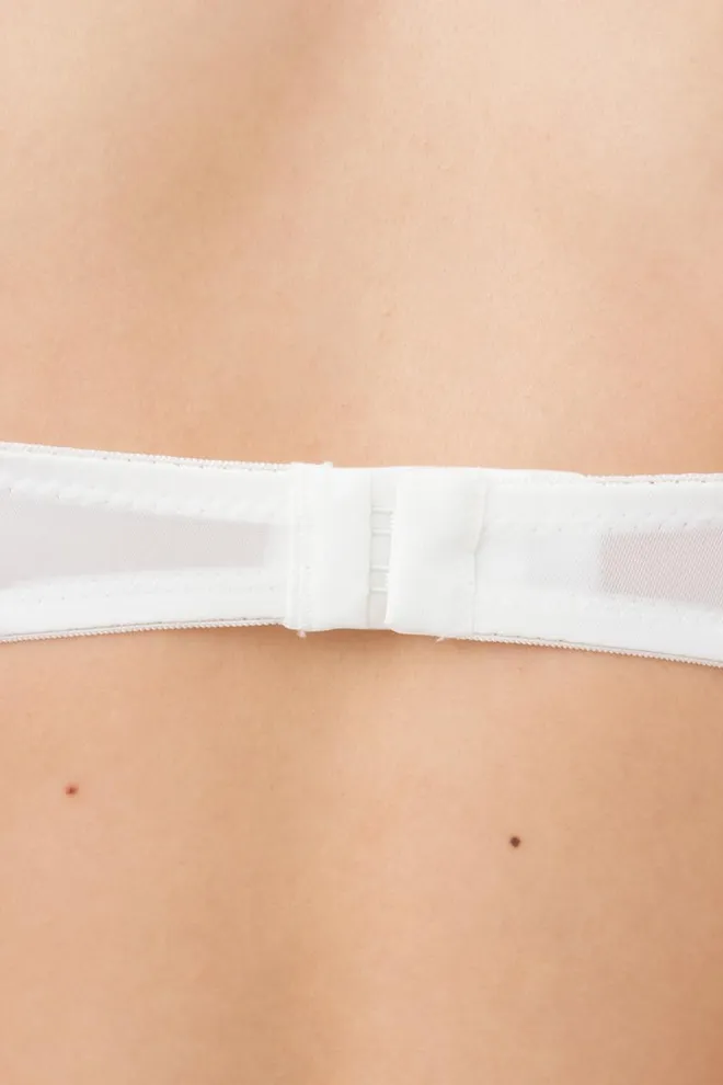 Бюстгальтер з формованою чашкою Laura 1123/21 n Giulia (whisper white), білий