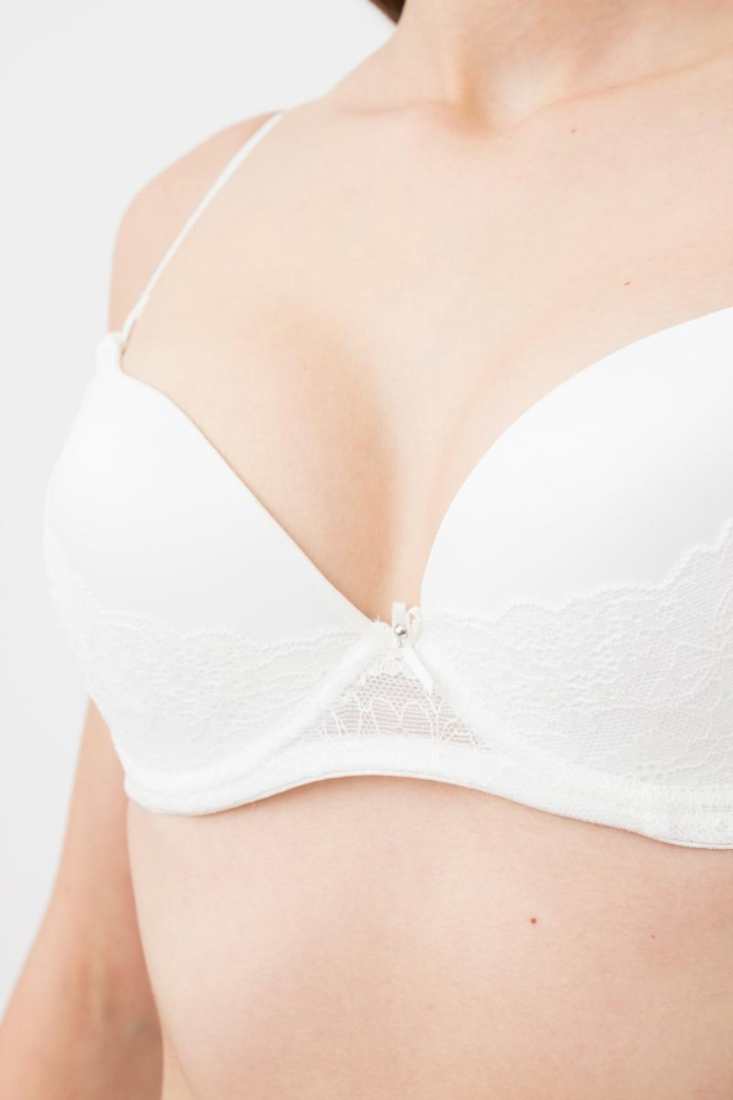 Бюстгальтер з формованою чашкою Laura 1123/21 n Giulia (whisper white), білий