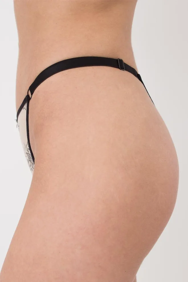 Женские трусики стринги Nude 2110/40 Giulia (tattoo)