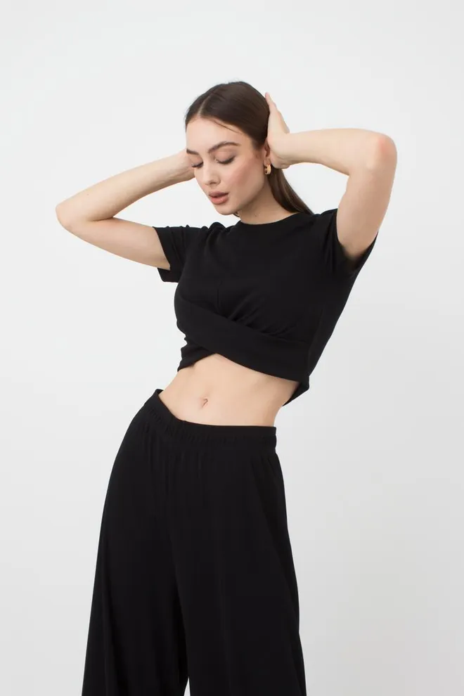 Топ в рубчик с переплетом Rib casual 4105/010 Giulia (black)