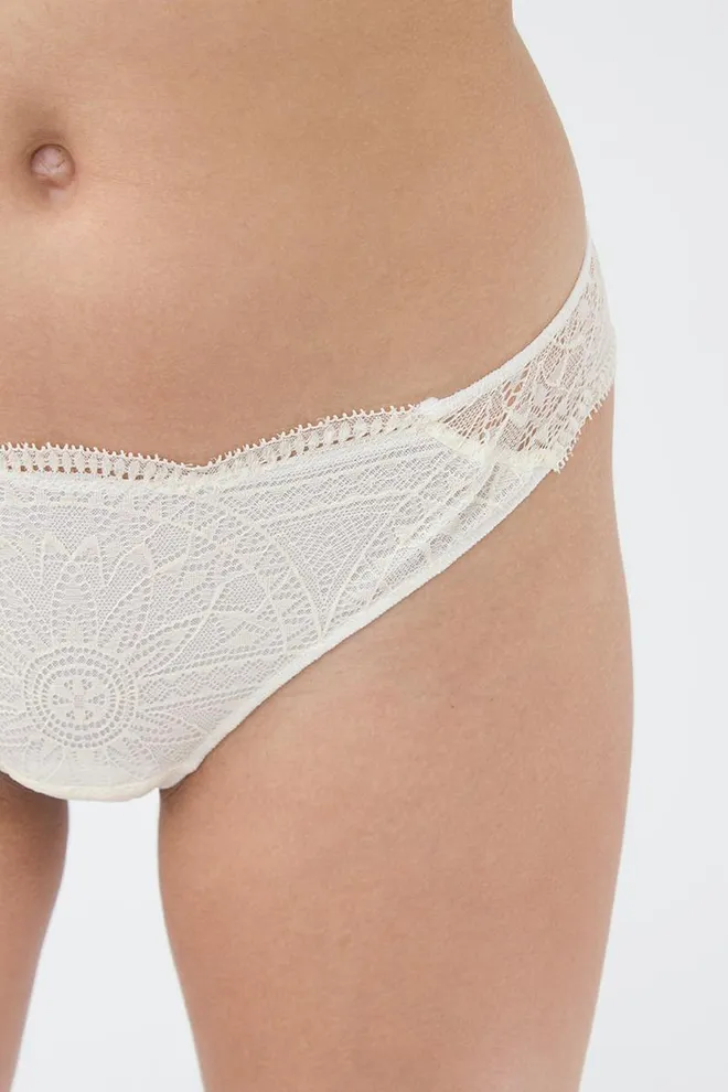 Жіночі труси бразиліана мереживні Riccarda 2204/31 Giulia (vanila custard)