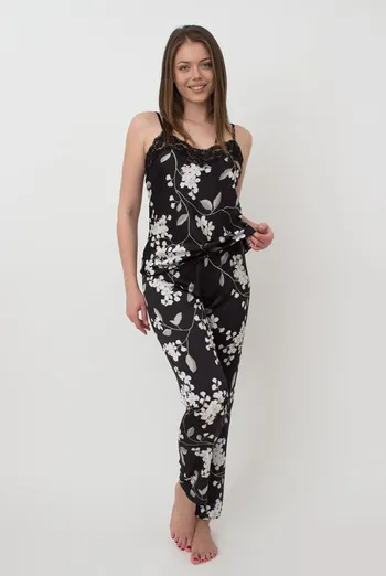 Пижама женская майка и штаны Sakura 5003/051 Giulia (black) Пижама женская майка и штаны Sakura 5003/051 Giulia (black)