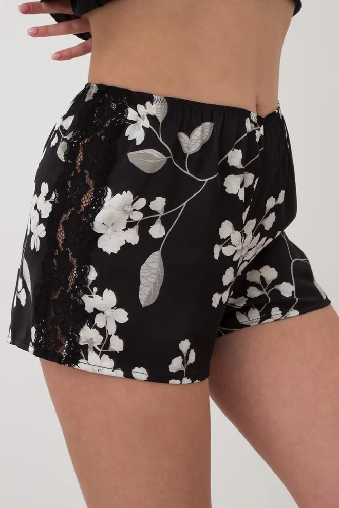 Пижама женская с шортами SAKURA 6032/051 Giulia (black/sakura), черный