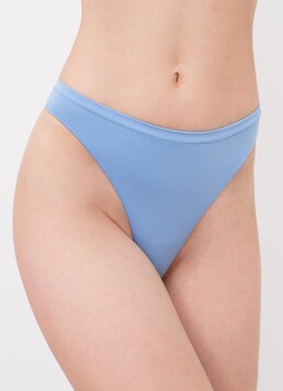 Женские бесшовные трусы стринги String briefs color Giulia (lacecap hydrangea), голубой