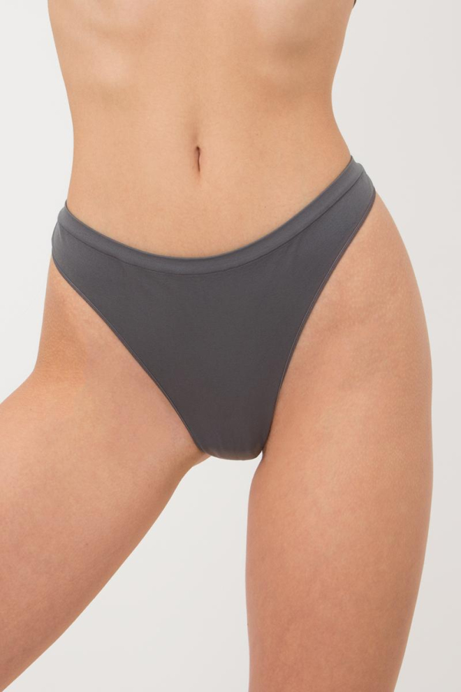 Жіночі безшовні труси стринги String briefs color Giulia (poppy seed), сірий