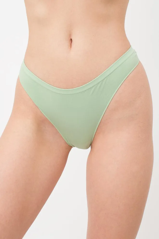 Жіночі безшовні труси стринги String briefs color Giulia (fair green)
