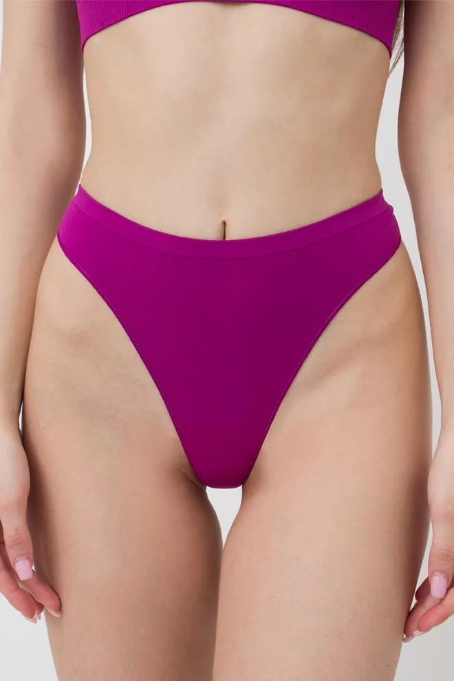 Жіночі безшовні труси стринги String briefs color Giulia (dahlia), фіолетовий