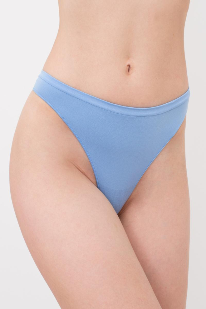 Женские бесшовные трусы стринги String briefs color Giulia (lacecap hydrangea), голубой