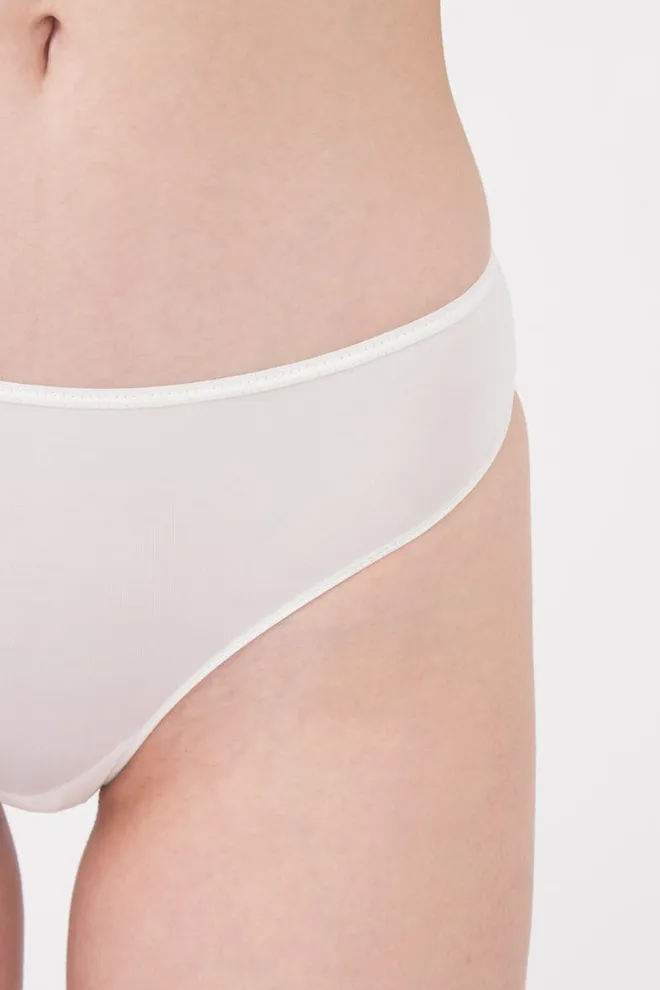 Женские трусы бразилиана Sentiment 2206/40 Giulia (whisper white)