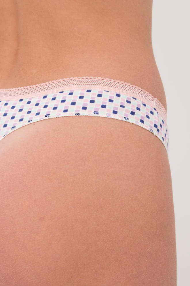 Жіночі труси стрінги Sweet cotton 2102/60 Giulia (lilac grid)